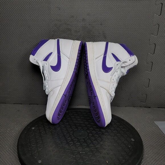 Jordan 1 Retro High Shoes Womens Sz 7.5 White Purple Sneakers - Picture 5 of 8